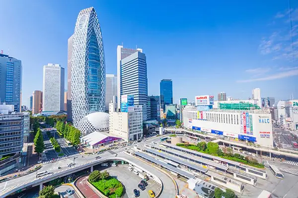 新宿駅の風景